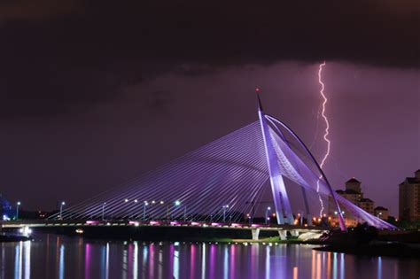 Cumulonimbus and lightning over the city Stock Photo 07 free download