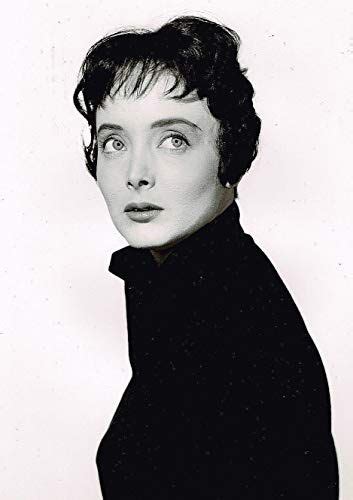 Carolyn Jones Carolyn Jones Jones Classic Movie Stars