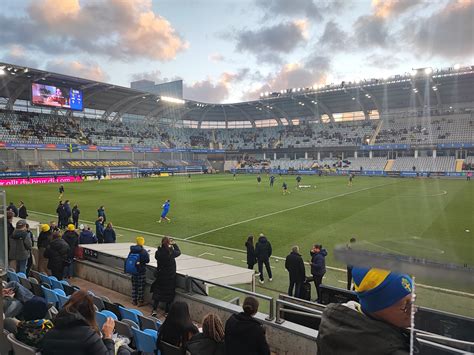 Sex förändringar mot Frankrike Hattrick