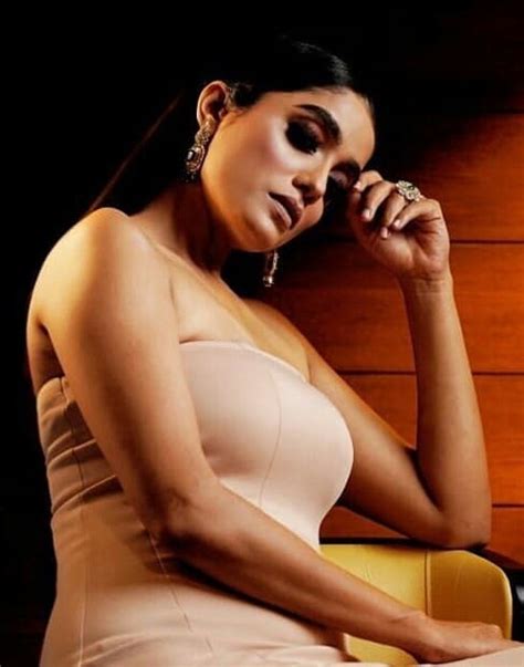 Bigg Boss Abhirami Venkatachalam Hot Photoshoot