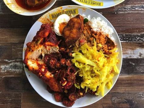 The Best Nasi Kandar In Penang: 7 Restaurants For A Satisfying Meal