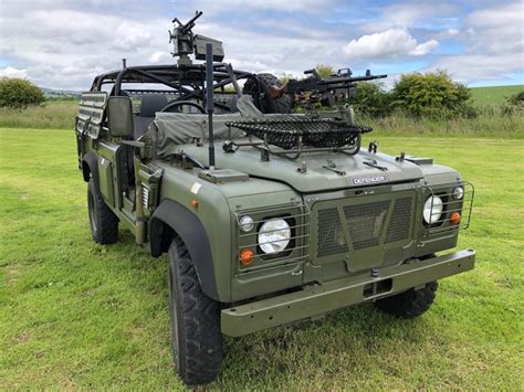 Land Rover Wolf Wmik