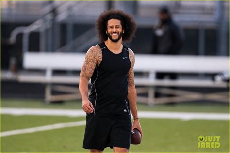 Colin Kaepernick Bares Buff Biceps During NFL Workout In Atlanta Photo