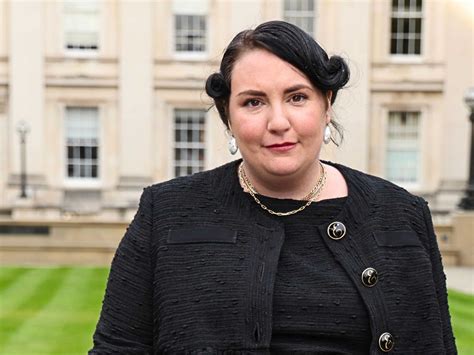 Lena Dunham Net Worth (2025) From Girls and More