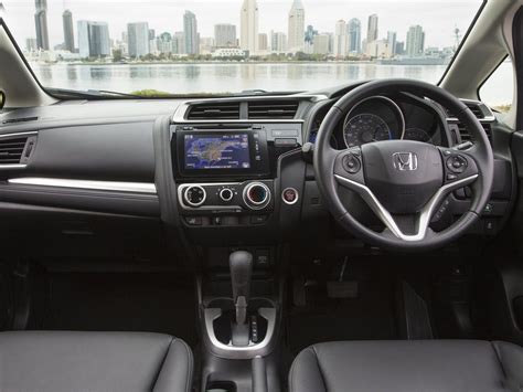 new-honda-jazz-india-interior-dashboard - CarBlogIndia