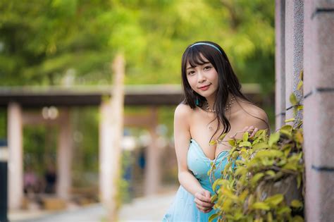 K Asian Brunette Girl Glance Hands Bokeh D Colletage Hd