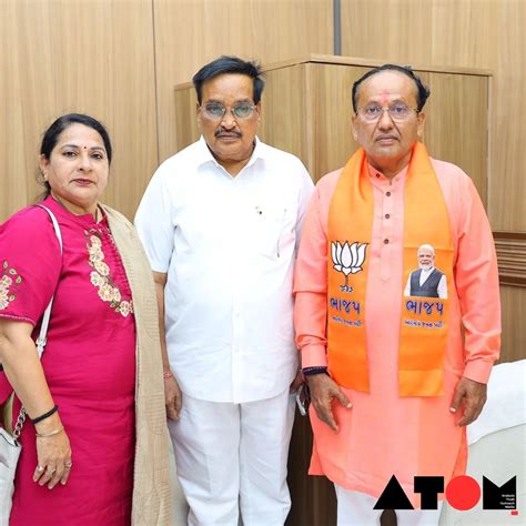 Bjps Mukesh Dalal Poised For Unopposed Victory In Surat Lok