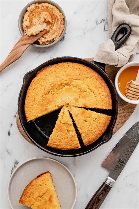 Skillet Cornbread - One Pot Only — easy recipes using one pot only!