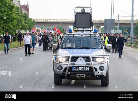 Polish police car Mitsubishi L200 with LRAD 500X (Long Range Acoustic ...