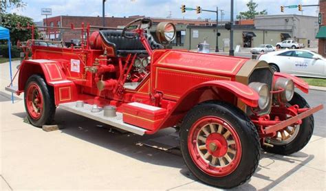 1924 American LaFrance Fire Truck | Fire trucks, Fire apparatus, Fire ...