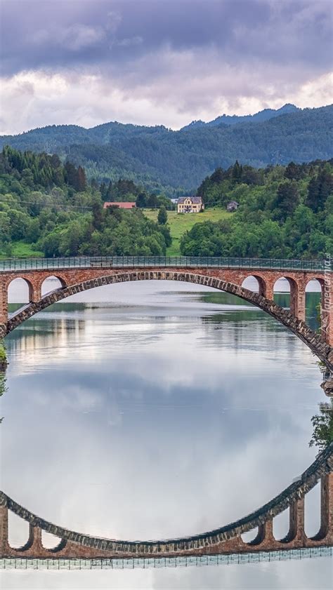 Most Skodje Bridge Na Rzece W Norwegii Tapeta Na Telefon