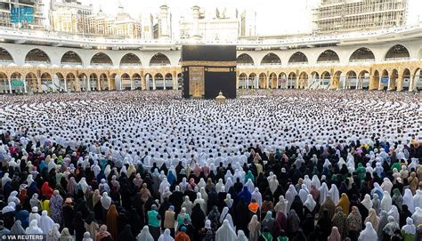 Muslims Around The World Begin Celebrating Eid Al Fitr As Ramadan Comes