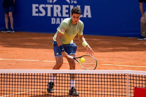 Jaume Munar's Tennis Racquet - What Racquet Does Munar Use?