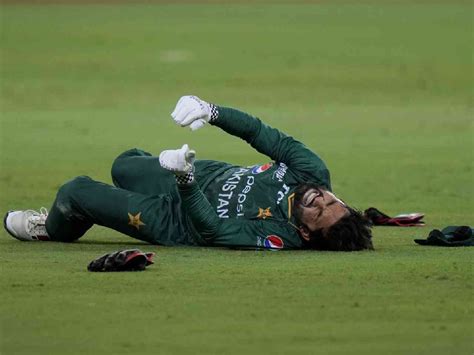 Asia Cup Mohammad Rizwan To Undergo Mri Scan For Right Leg Strain