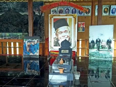 Melihat Jejak Terakhir Mbah Maridjan Saksi Bisu Keganasan Merapi