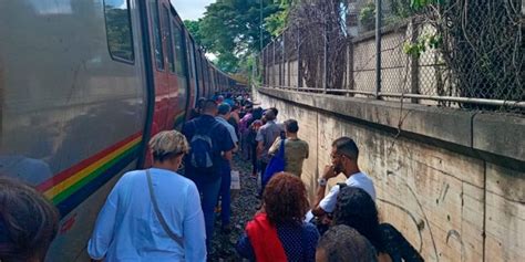 Usuarios Del Metro De Caracas Reportaron Explosi N En La Estaci N Ca O