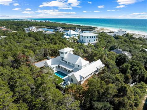 The Unique Home In Santa Rosa Beach For 12750000 Has Exterior