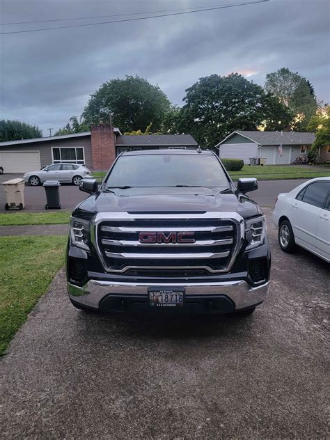 2019 GMC Sierra 1500 Crew Cab · SLE Pickup 4D 6 1/2 ft - Cars & Trucks