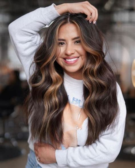 Τεχνικές για να βάψεις τα μαλλιά Balayage Fallayage Dip Dye Ombre Contouring Hair Frosting