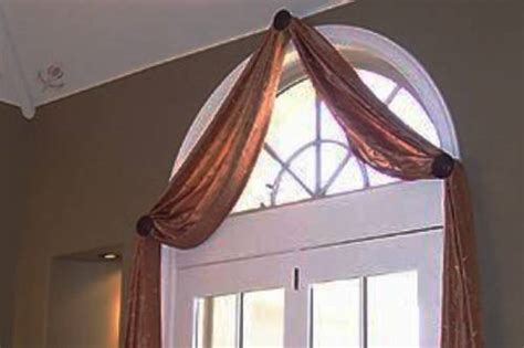 Curtains for arch windows