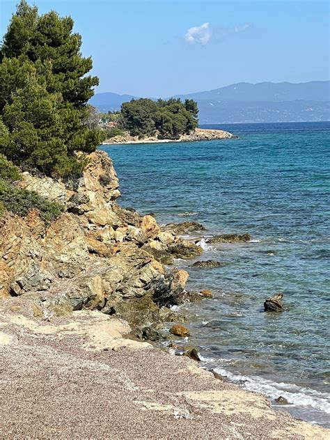 Women Travel Solo - Home