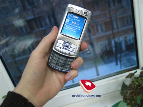 Mobile-review.com Nokia N80 в интерьере