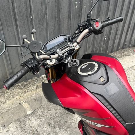 本田 小黃蜂 Honda Hornet 20 Abs 輕檔車 白牌 街車 機車 二手機車在旋轉拍賣