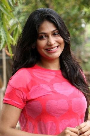 Vijayalakshmi Agathiyan Hot