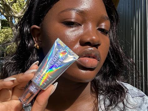 My Honest Review Of Naked Sundays New BeautyScreen Peptide Foundation Tint SPF50 WHITE RABBIT