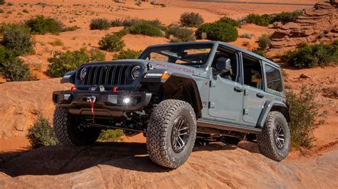 Jeep Wrangler V 6 Goes Manual Only For 2025