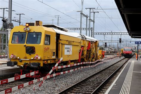 Rhomberg SERSA Krampmaschine Im Gleis 2 Am Bahnhof Thun Im Flickr