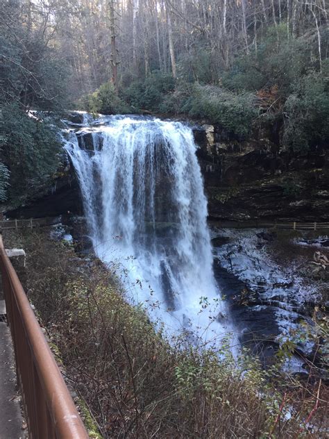 Looking Glass Falls, North Carolina. : Waterfalls