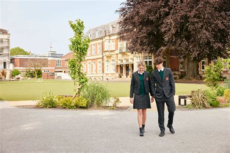 Clifton High School Welcome Presentations - Autumn Term 2024