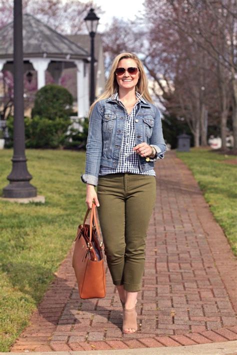 How To Style Olive Green Pants For Spring Olive Green Jeans Outfit Olive Pants Outfit Olive