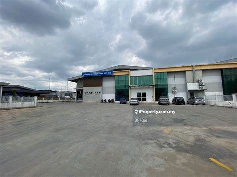 Bukit Tinggi FREEHOLD Semi D Factory For Sale 5 3mil Only Bukit