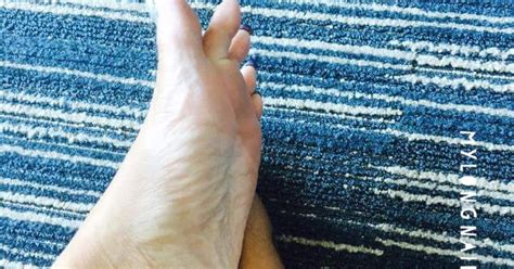 Long Nails Super Hot Smiley S Sexy Toe Nails 3