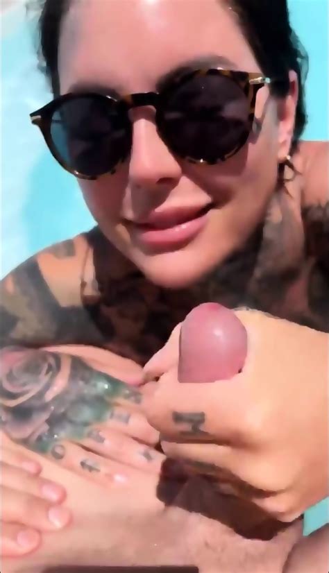 Tattooed British MILF Pool Blowjob
