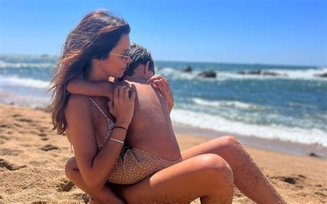 Maria Cerqueira Gomes Arrasa Na Praia Em Biqu Ni Das Mulheres Mais