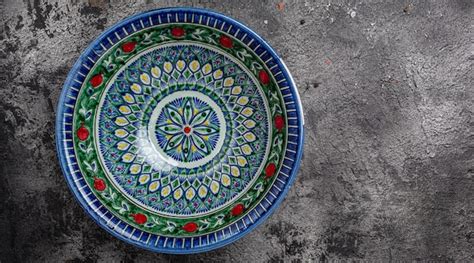Premium Photo | Hand painted blue ceramic dish traditional uzbek ...