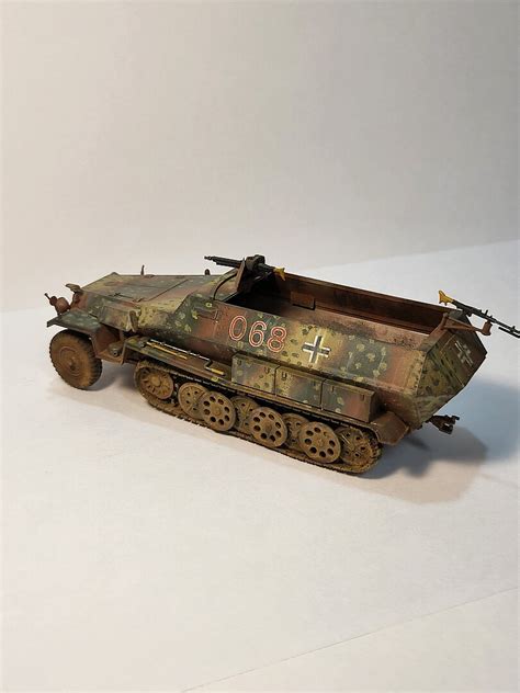 German Hanomag Sd Kfz 251 1 Halftrack Plastic Model Military