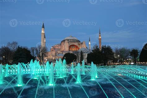 Hagia Sophia museum in Istanbul 10293781 Stock Photo at Vecteezy