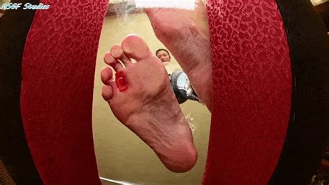 ABG Slow Motion Car GLASS CRUSH MOV Amateur Soles Giantess And Footjobs Clips Sale