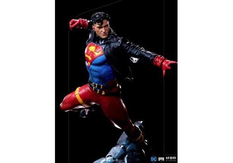 Figurka DC Comics Deluxe Art Scale 1 10 Superboy