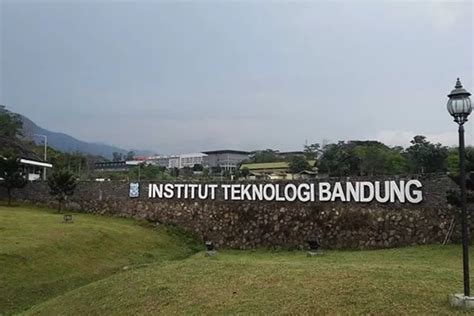 Nomor Bukan Unpad Atau Itb Ini Daftar Universitas Terbaik Di