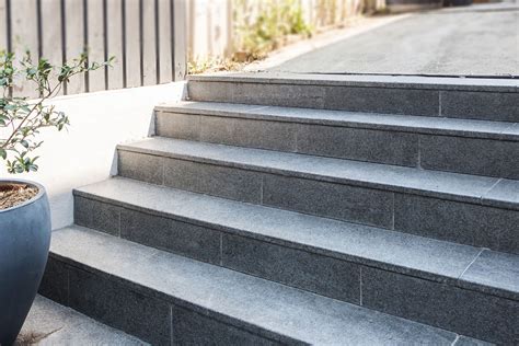 Raven Granite Pavers And Tiles