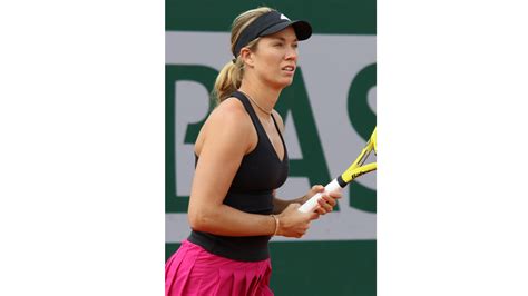 Sports News Roundup WTA Roundup Danielle Collins Storms Past Naomi