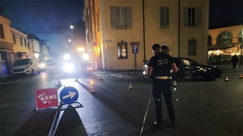 Santarcangelo Incidente Investito Da Un Auto Lievi Lesioni Per Un