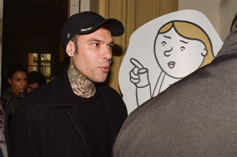 Fedez Al Circolo Dei Lettori Di Torino Corriere It