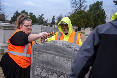 Rose Hill Cemetery Tulsa – Shining Honor