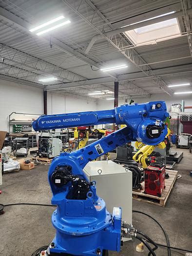 Used Yaskawa Motoman Hp D Industrial Robot With Dx Controller For